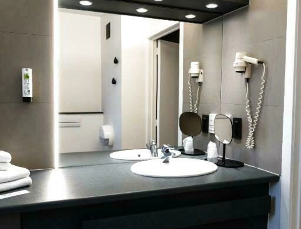 Afbeelding gerelateerd aan Hotel Apostroff