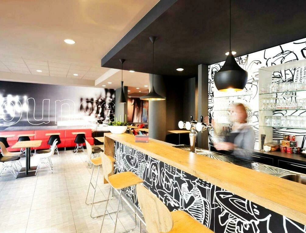 Afbeelding gerelateerd aan ibis De Panne