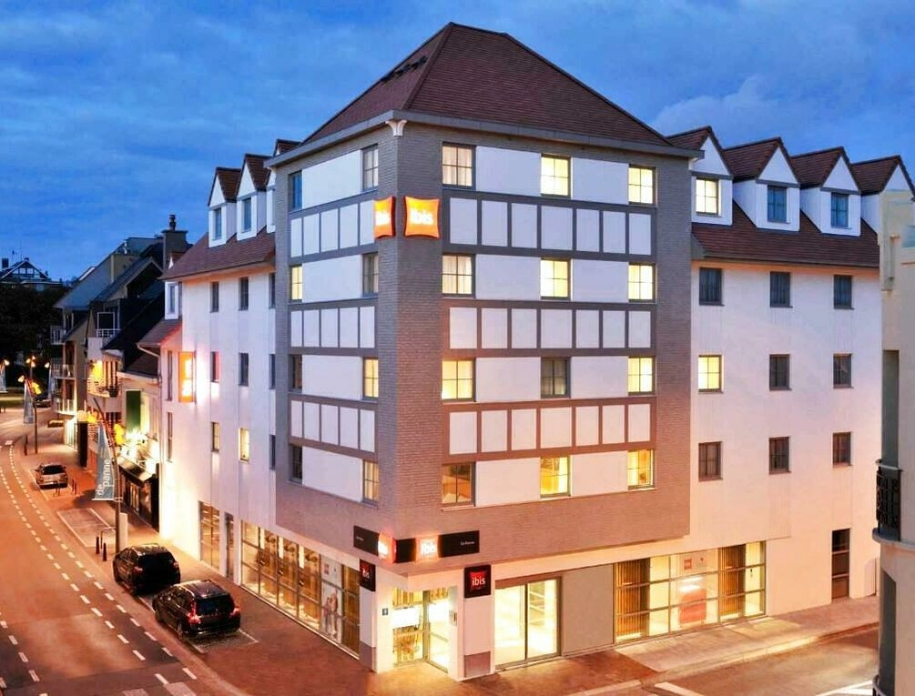 Afbeelding gerelateerd aan ibis De Panne