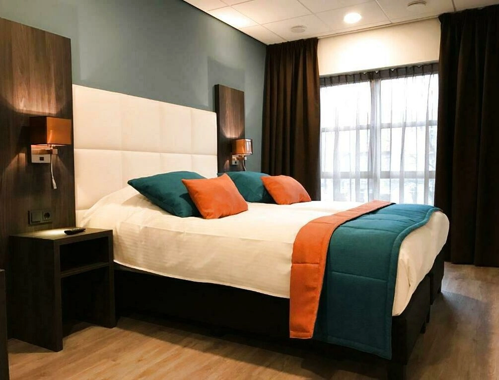 Afbeelding gerelateerd aan Rivers Hotel