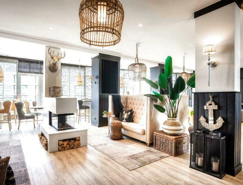 Afbeelding gerelateerd aan West Bay