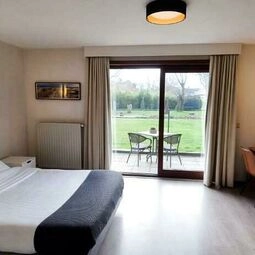 Hotel Westendia and Free Parking Top Breakfast in Middelkerke